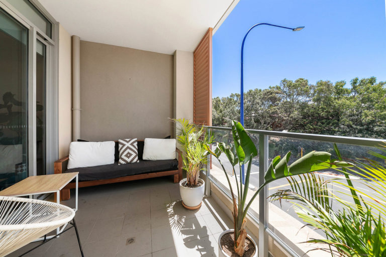 63/1 Silas Street gallery