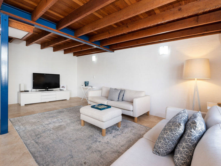 8/51 Rule Street gallery