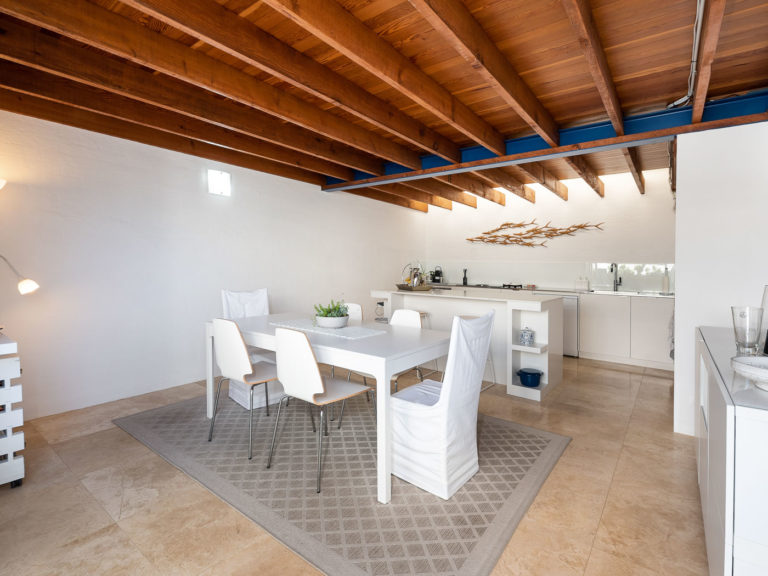 8/51 Rule Street gallery