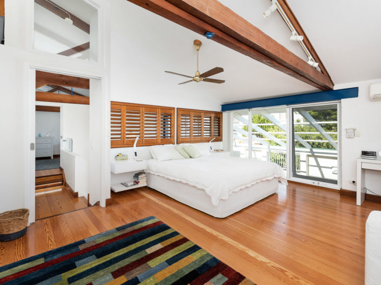 8/51 Rule Street gallery