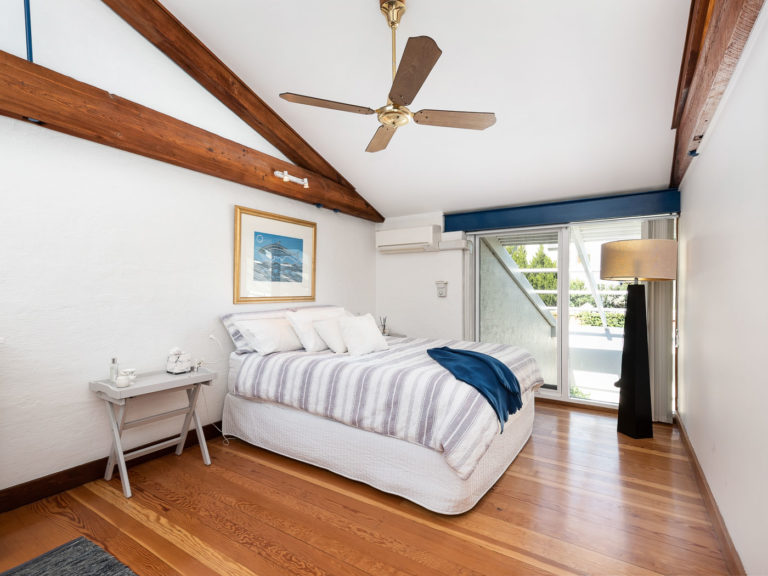 8/51 Rule Street gallery