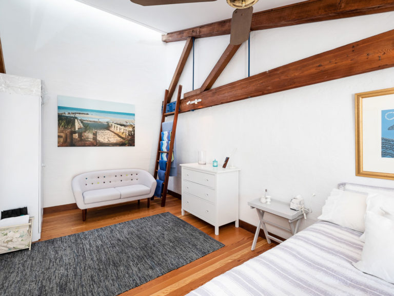 8/51 Rule Street gallery