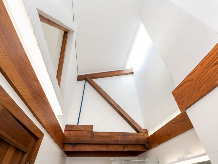 8/51 Rule Street gallery