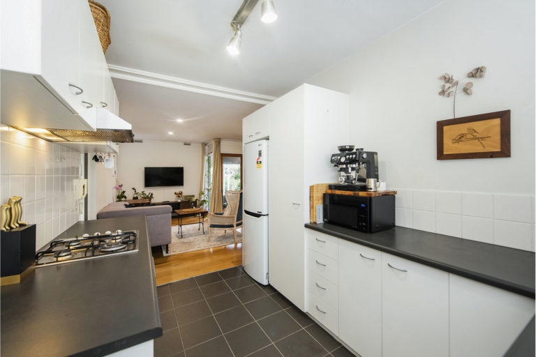 3/582 William Street gallery