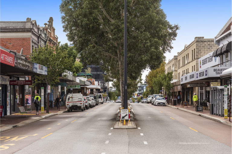 3/582 William Street gallery