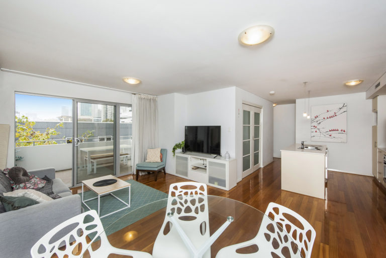 5/1 Coolgardie Street gallery