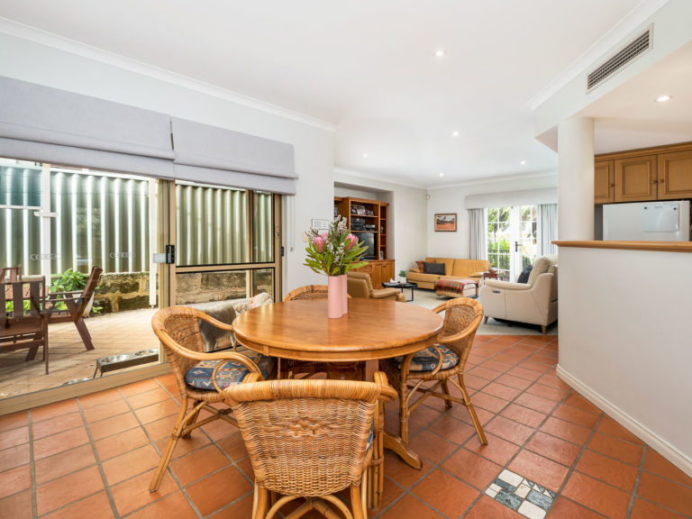 6 Anstey Street gallery