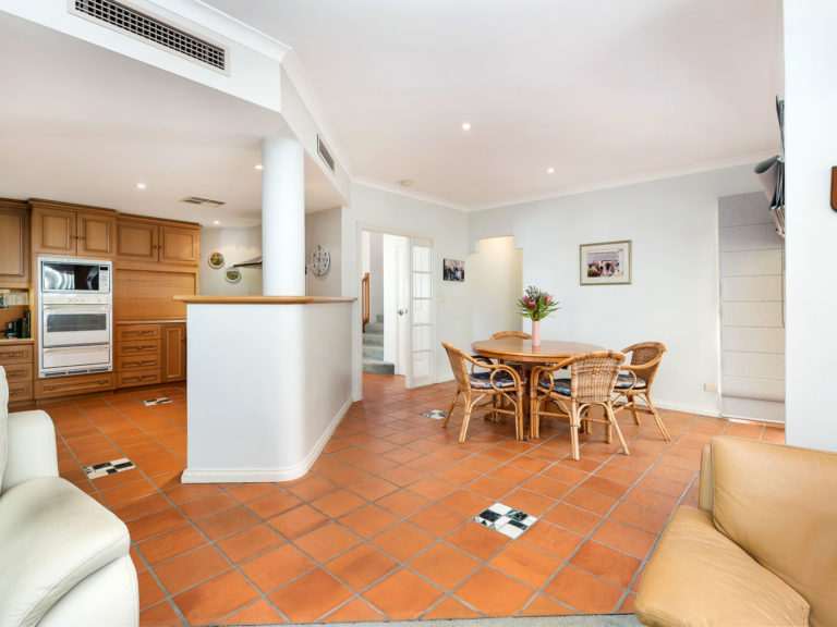 6 Anstey Street gallery