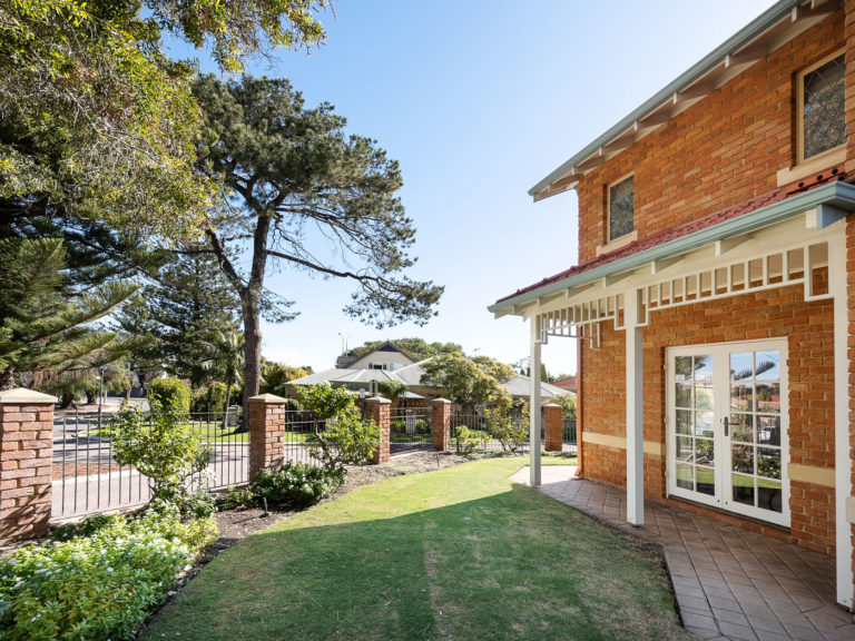 6 Anstey Street gallery