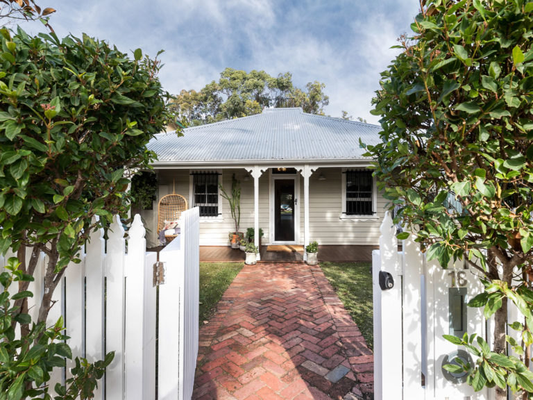 18 Winifred Street gallery