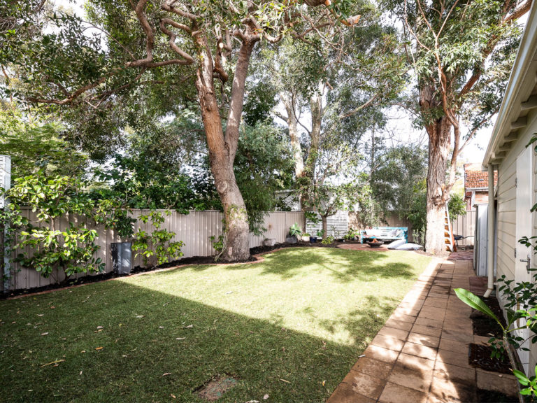 18 Winifred Street gallery