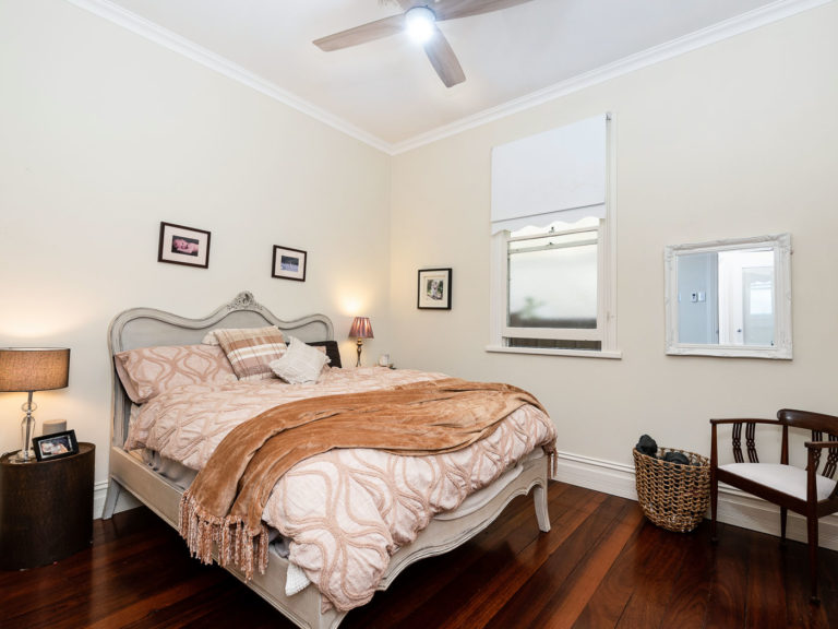 18 Winifred Street gallery