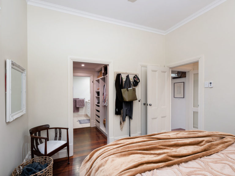 18 Winifred Street gallery