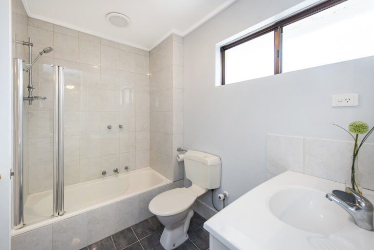 2/265 Labouchere Road gallery