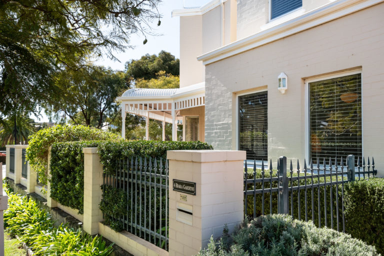 4 Biara Gardens gallery