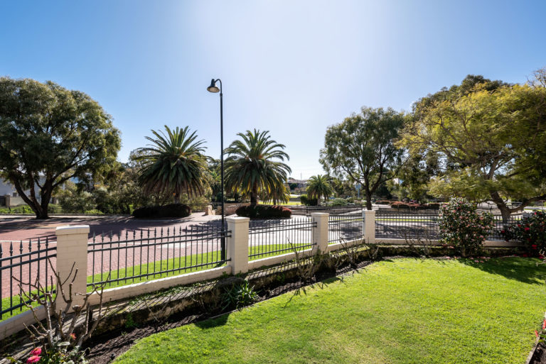 4 Biara Gardens gallery