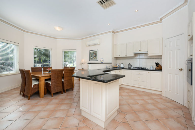 4 Biara Gardens gallery