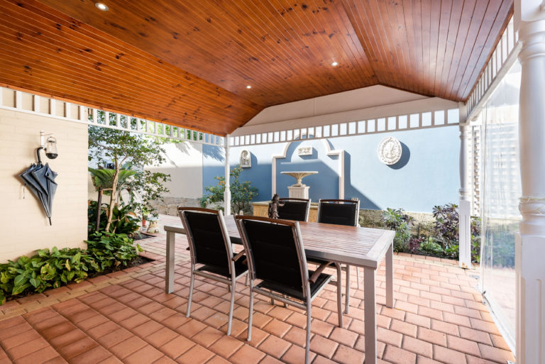 4 Biara Gardens gallery