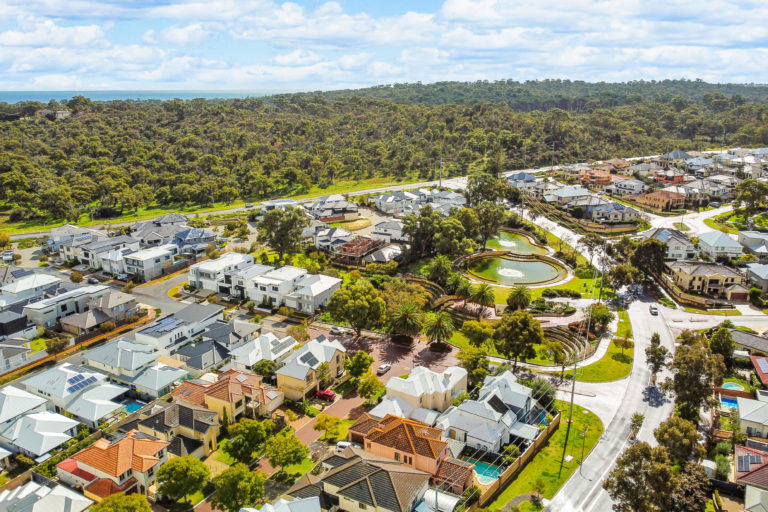 4 Biara Gardens gallery