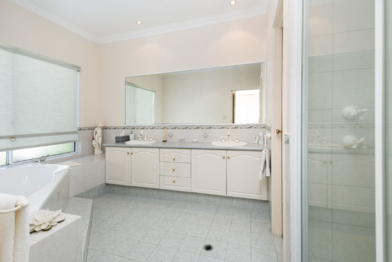 4 Biara Gardens gallery