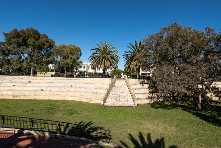 4 Biara Gardens gallery