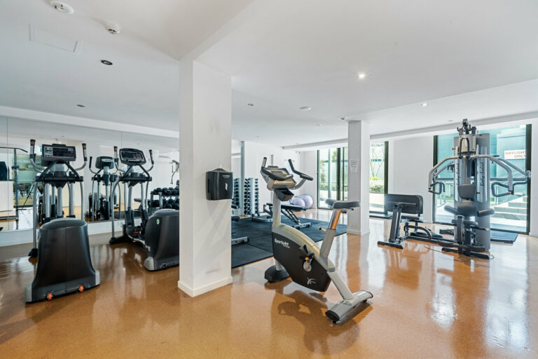 17/8 Hordern Street gallery