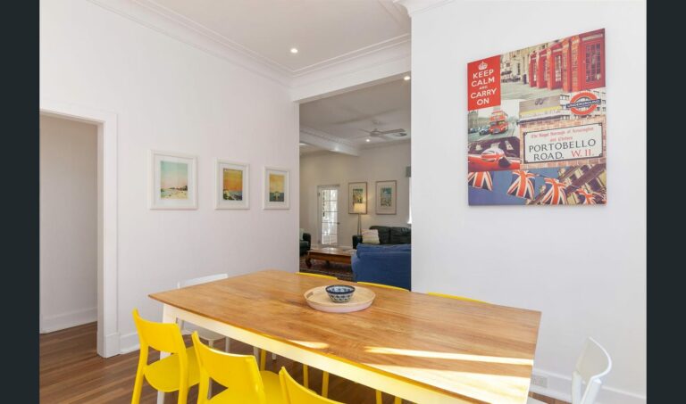 10 Tareena Street gallery
