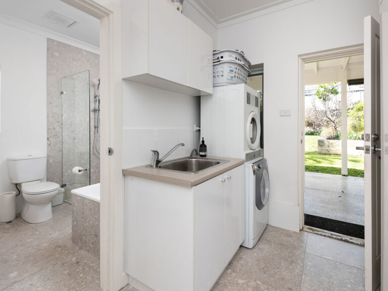 30 Lisle Street gallery