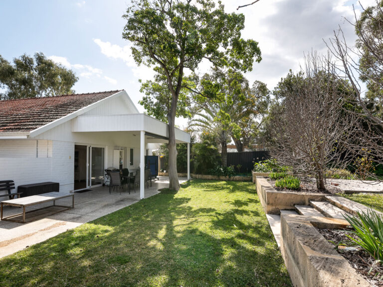 30 Lisle Street gallery