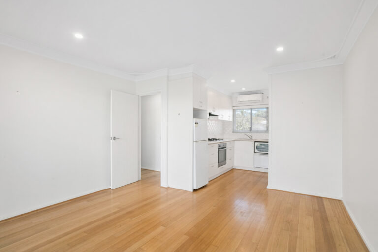 9/8 MacArthur Street gallery