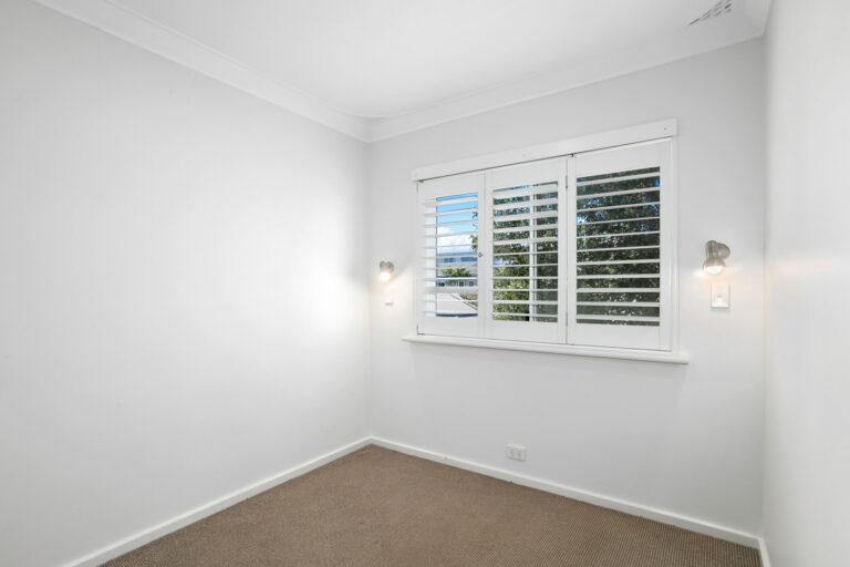 9/8 MacArthur Street gallery
