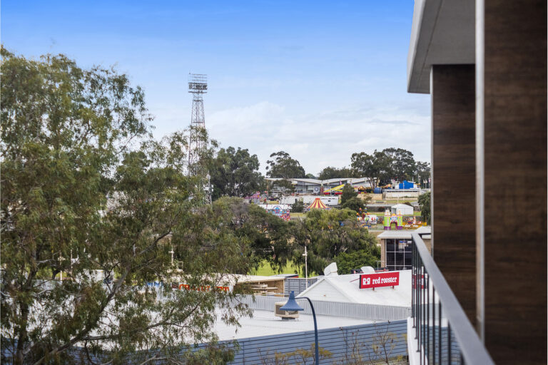 418 / 1 Kyle Way gallery