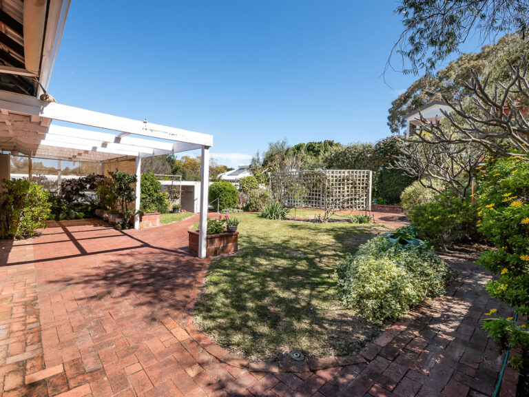 3 Butler Avenue gallery