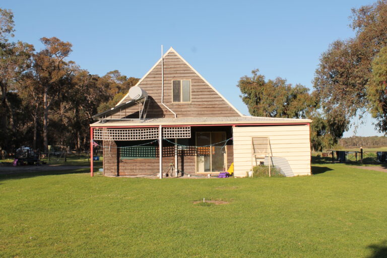 65 Electra Road gallery
