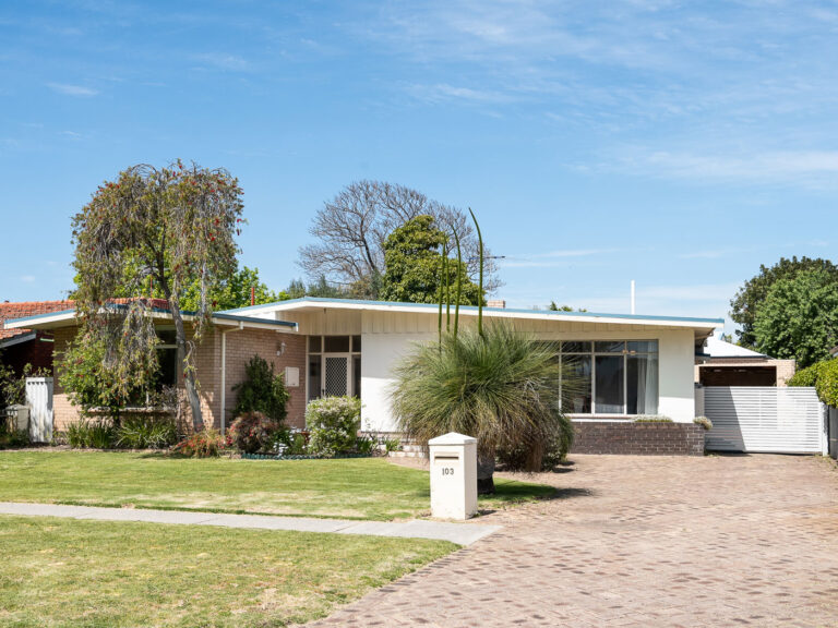 103 Rosewood Avenue gallery