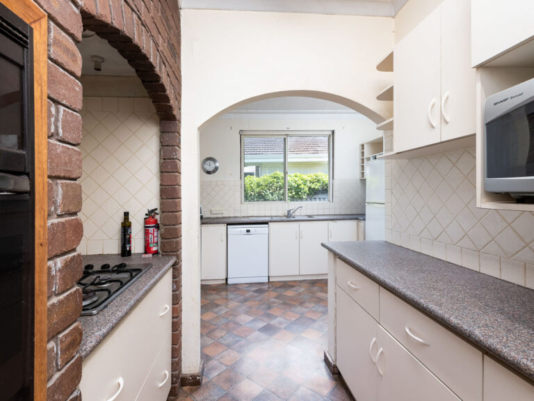 103 Rosewood Avenue gallery