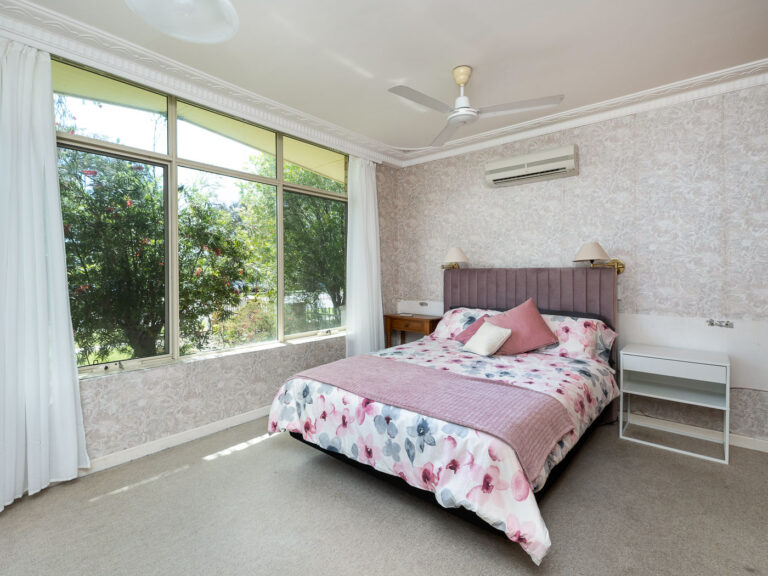 103 Rosewood Avenue gallery