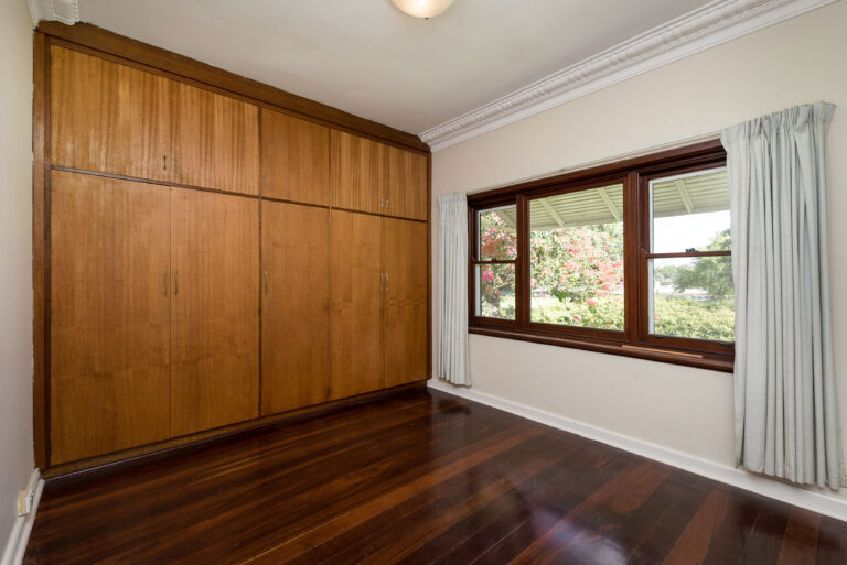 28 Lake Avenue gallery
