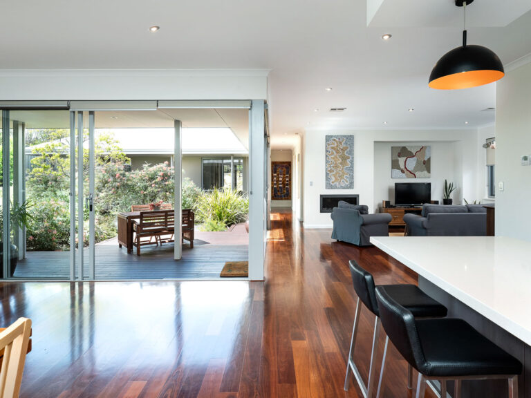 20 Lisle Street gallery