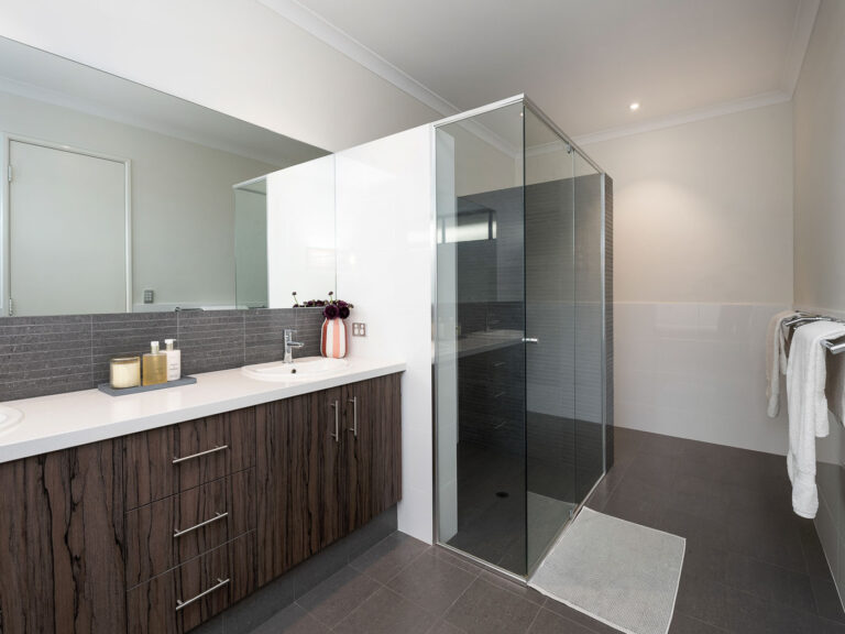 20 Lisle Street gallery