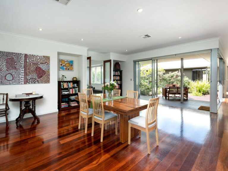 20 Lisle Street gallery