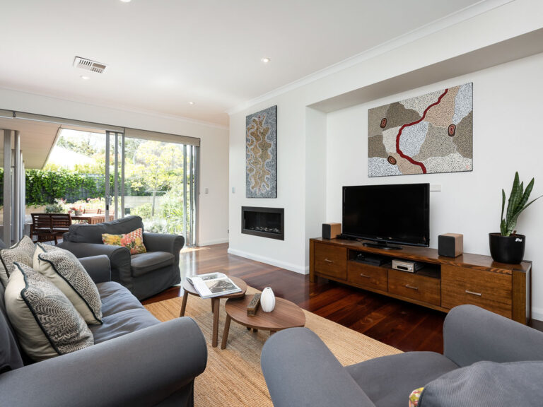 20 Lisle Street gallery