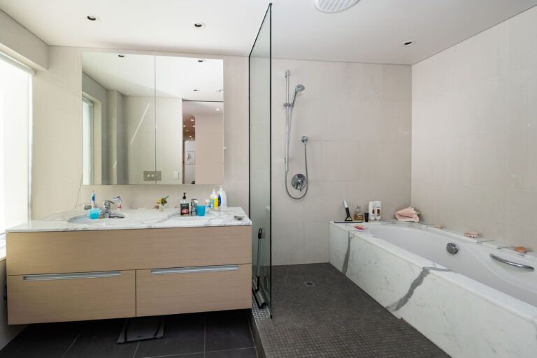 5B Avonmore Terrace gallery