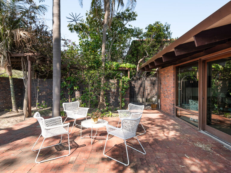 32A Johnston Street gallery