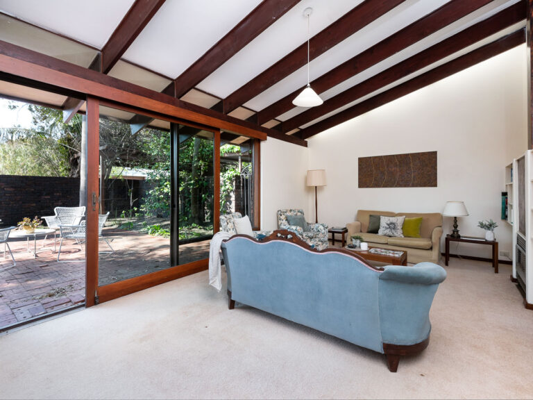 32A Johnston Street gallery