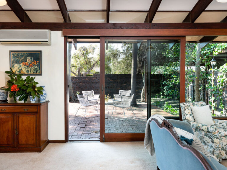 32A Johnston Street gallery