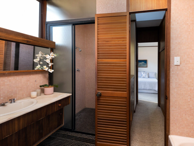 32A Johnston Street gallery