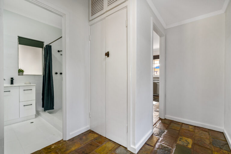 24 Hartley Street gallery