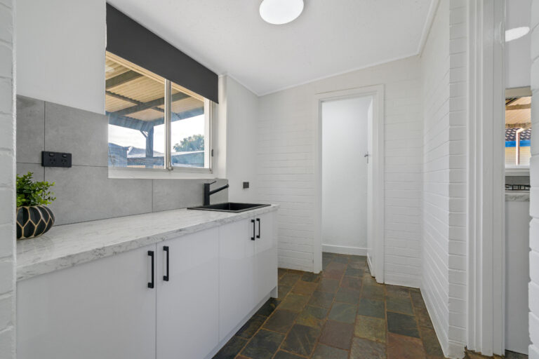 24 Hartley Street gallery