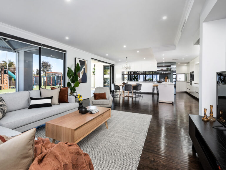 82 Glenelg Avenue gallery